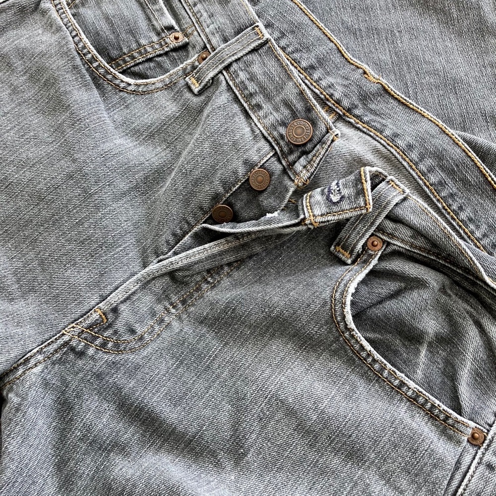 Levi’s Straight Fit 501 Gray Jeans